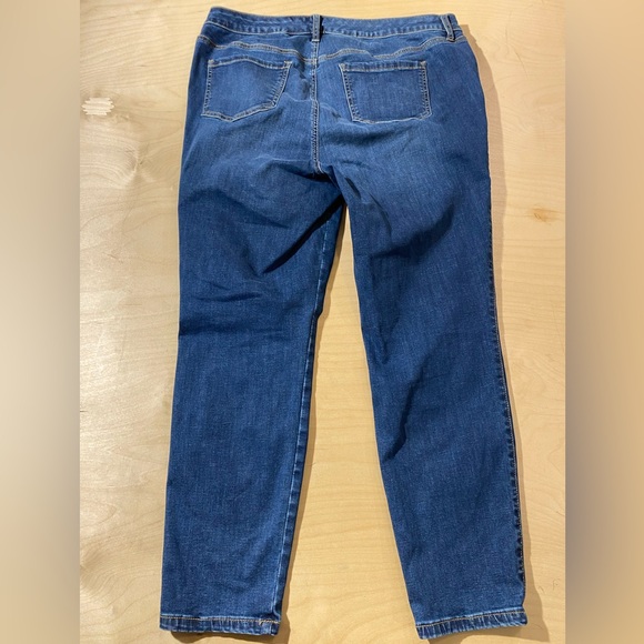 TORRID Trio Fit Skinny Jeans 16R-20R Limitl Stretch (KK) - Picture 8 of 10